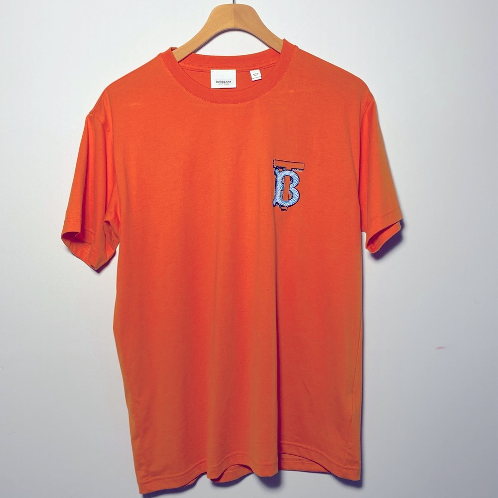 Burberry Women’s Tshirt.